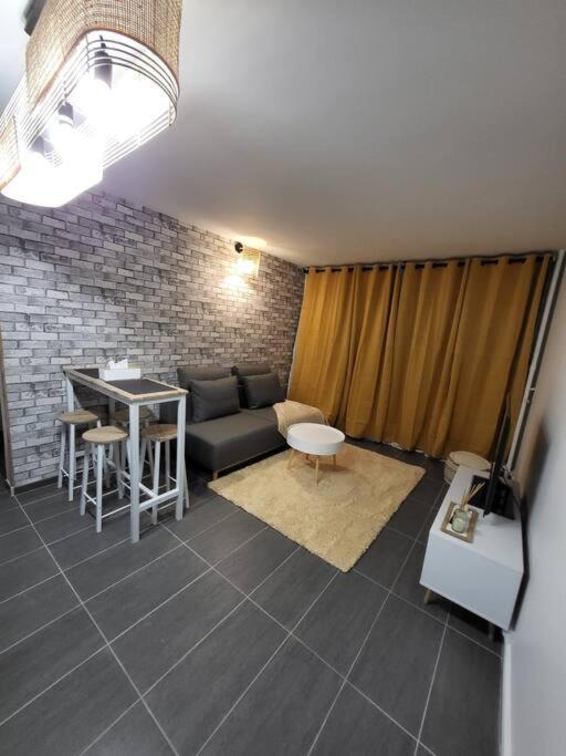 Apartmán Pepite Entre Paris Et Versailles Chaville Exteriér fotografie