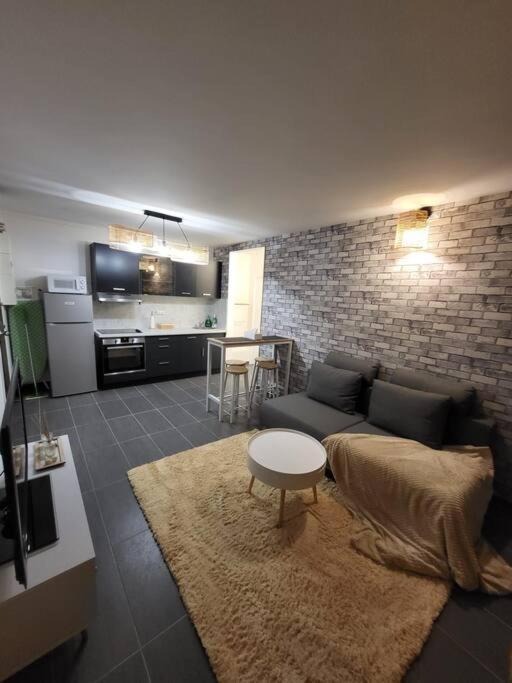 Apartmán Pepite Entre Paris Et Versailles Chaville Exteriér fotografie